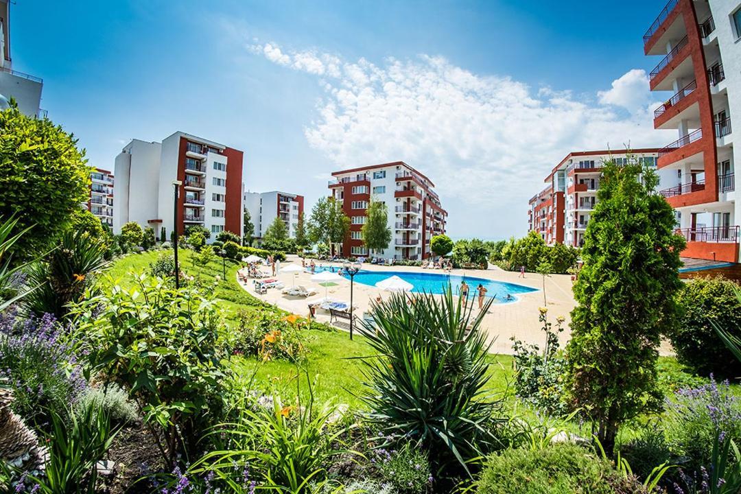 Panorama Marina Fort Beach - Premium Apartments Sea Viev Sveti Vlas Esterno foto