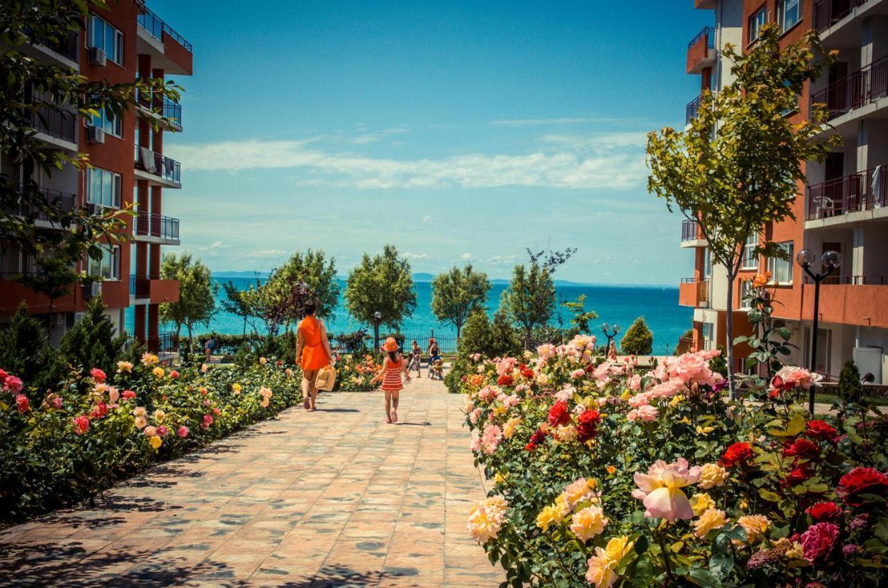 Panorama Marina Fort Beach - Premium Apartments Sea Viev Sveti Vlas Esterno foto