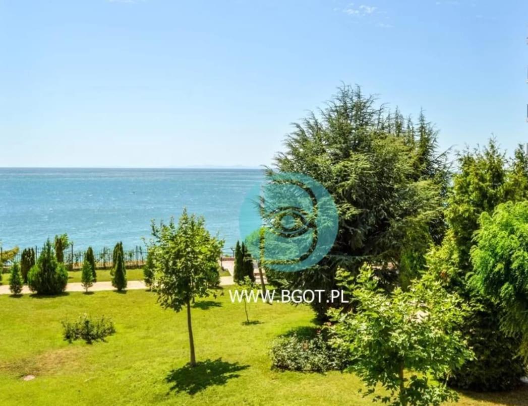 Panorama Marina Fort Beach - Premium Apartments Sea Viev Sveti Vlas Esterno foto