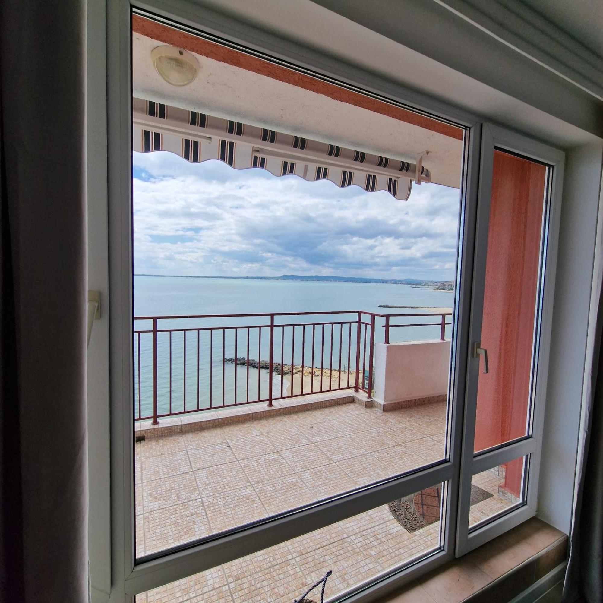 Panorama Marina Fort Beach - Premium Apartments Sea Viev Sveti Vlas Esterno foto