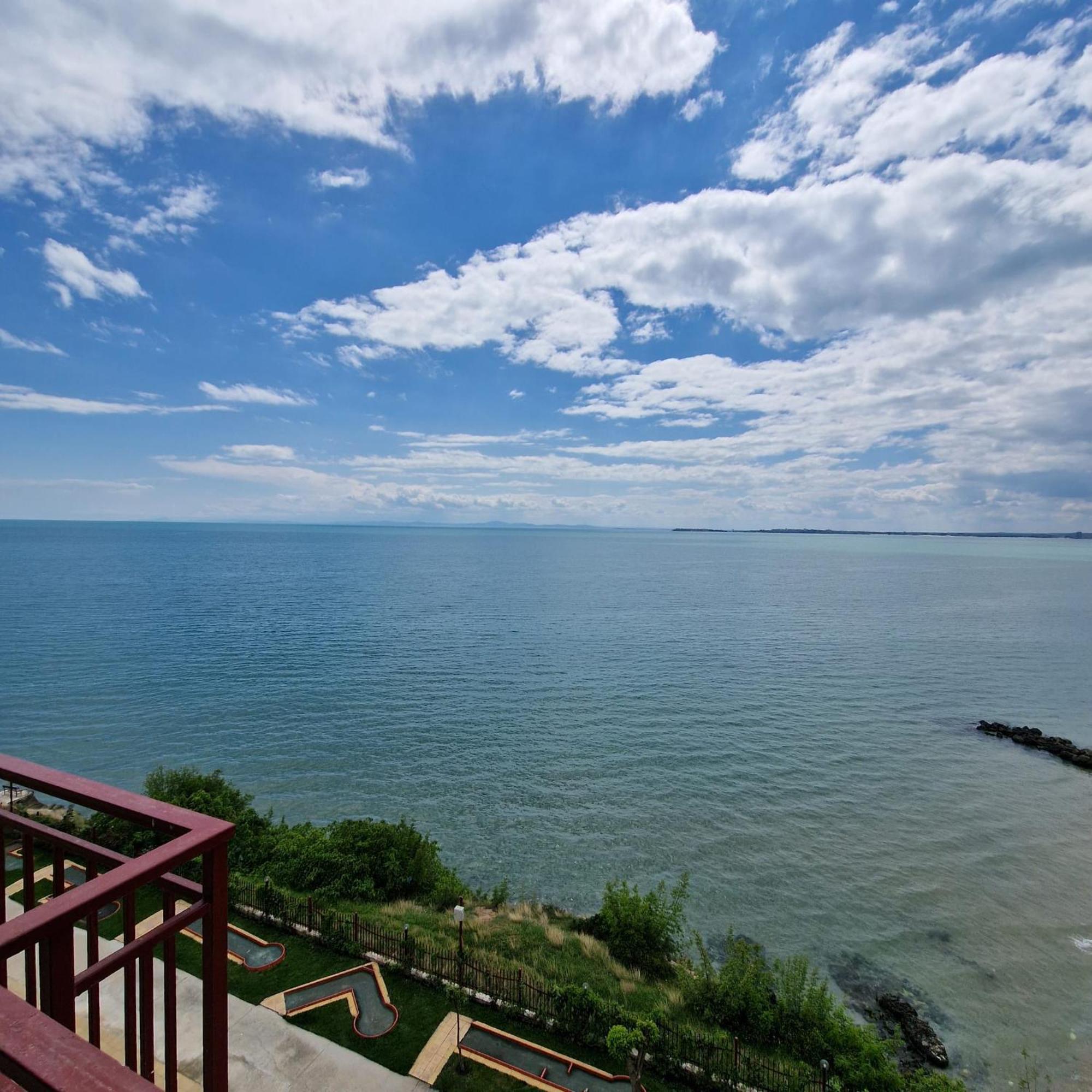 Panorama Marina Fort Beach - Premium Apartments Sea Viev Sveti Vlas Esterno foto
