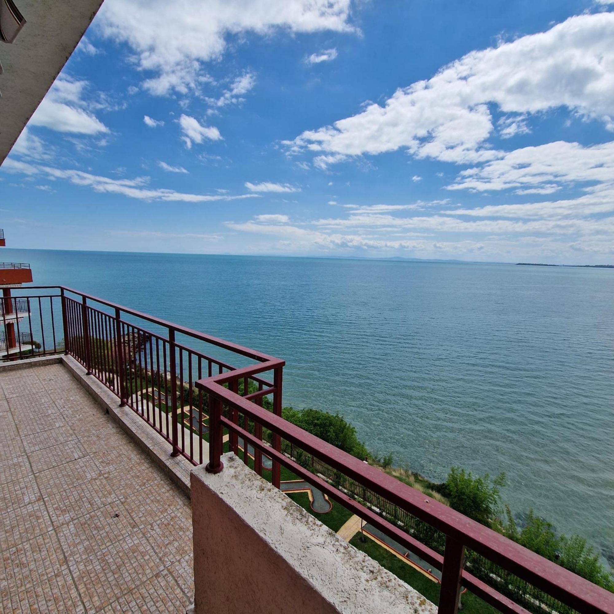 Panorama Marina Fort Beach - Premium Apartments Sea Viev Sveti Vlas Esterno foto