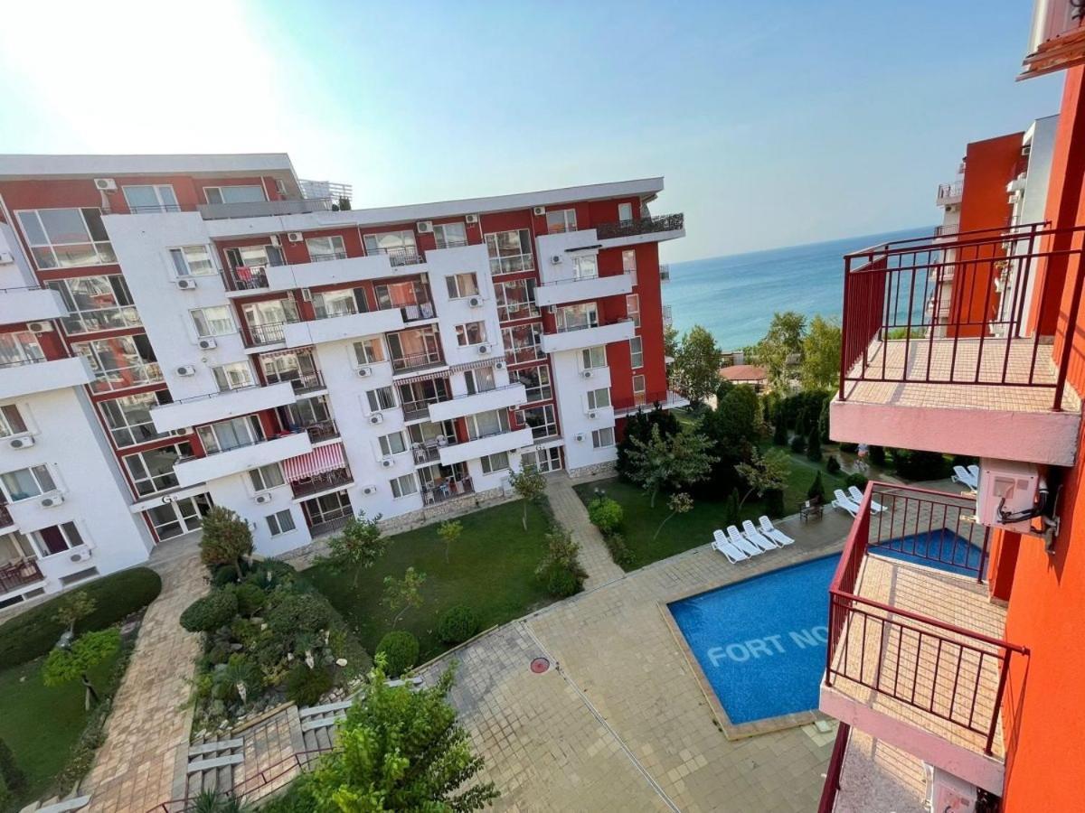 Panorama Marina Fort Beach - Premium Apartments Sea Viev Sveti Vlas Camera foto
